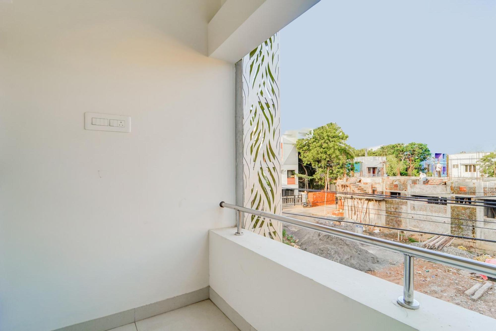 Hotel O Kamadhenu Residency Tiruchirappalli Bagian luar foto